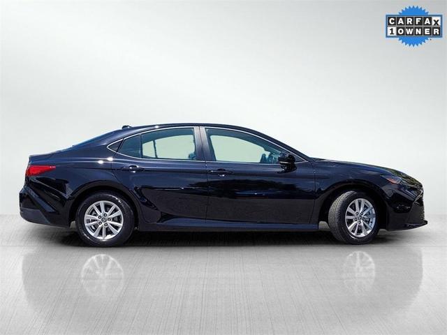 Photo of 2025 Midnight Black Metallic Toyota Camry