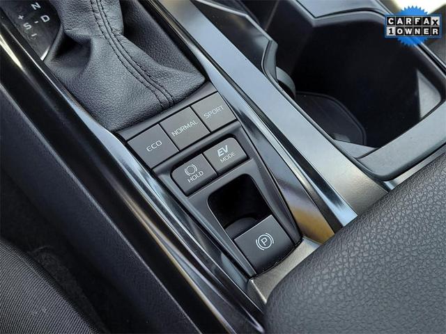 Photo of 2025 Midnight Black Metallic Toyota Camry