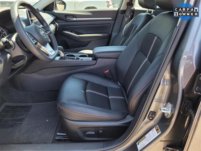 Photo of 2024 Gun Metallic Nissan Altima