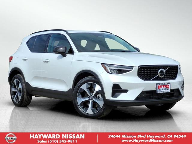 2024 Volvo XC40