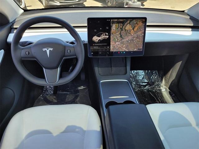 Photo of 2021 Pearl White Multi Tesla Model Y