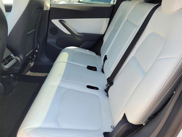 Photo of 2021 Pearl White Multi Tesla Model Y
