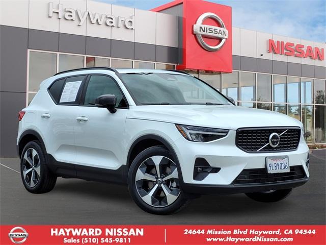 2023 Volvo XC40