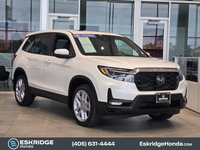 Photo of 2025 Platinum White Pearl Honda Passport