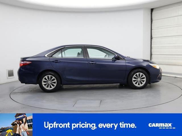 Photo of 2015 Blue Toyota Camry