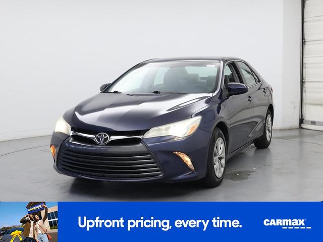 Photo of 2015 Blue Toyota Camry