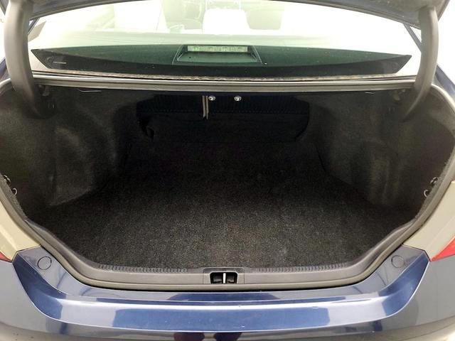 Photo of 2015 Blue Toyota Camry