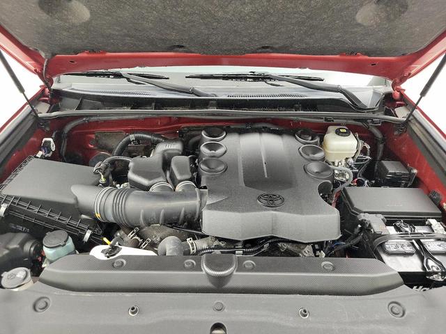 Photo of 2021 Red Toyota 4Runner