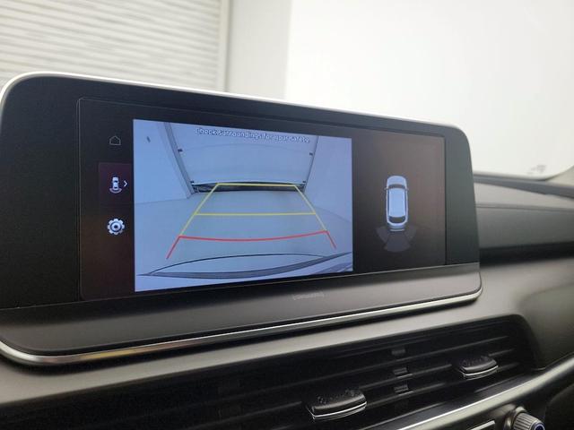 Photo of 2022 White Kia Telluride