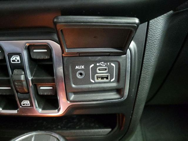 Photo of 2022 Black Jeep Wrangler Unlimited 4xe