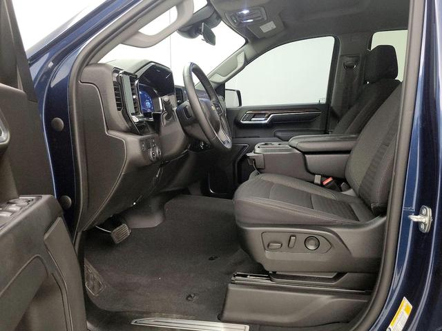 Photo of 2023 Blue Chevrolet Silverado 1500