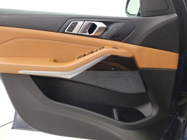 Photo of 2019 Blue BMW X5