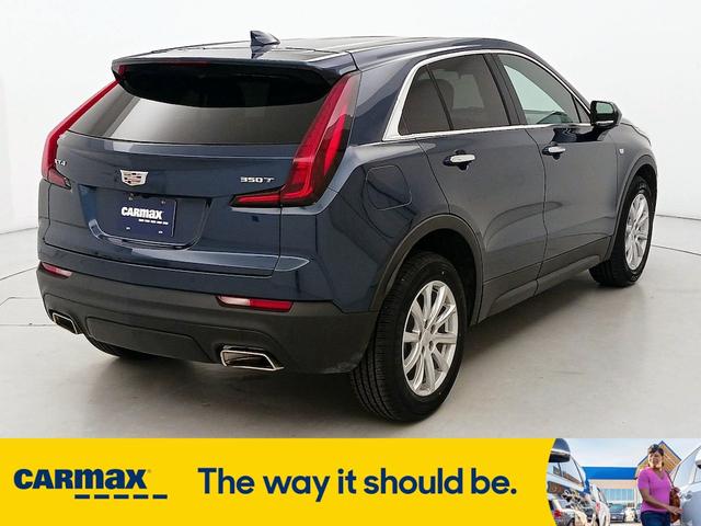 Photo of 2022 Blue Cadillac XT4