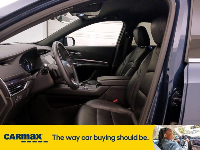 Photo of 2022 Blue Cadillac XT4