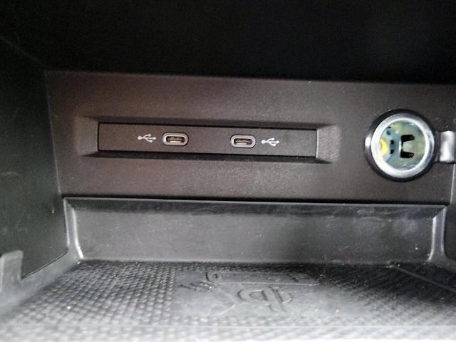 Photo of 2022 Black Volkswagen Taos