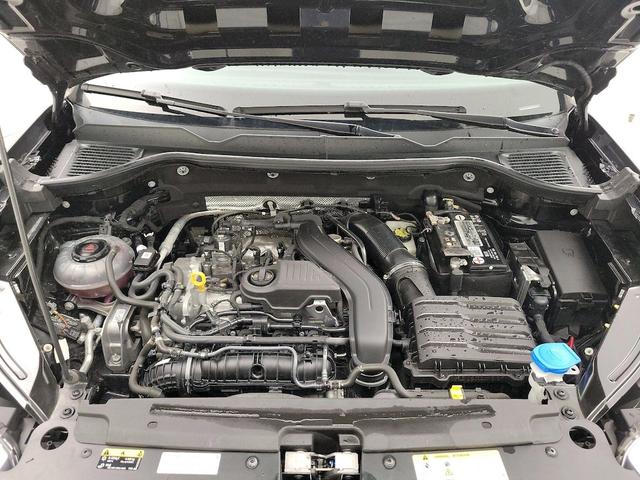 Photo of 2022 Black Volkswagen Taos
