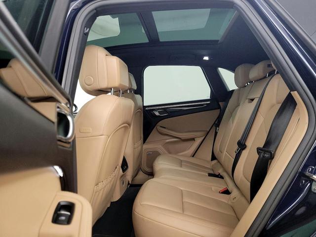 Photo of 2020 Blue Porsche Macan