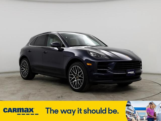 Photo of 2020 Blue Porsche Macan