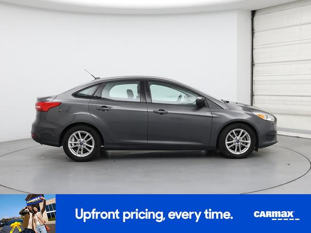 Photo of 2018 Gray Ford Focus
