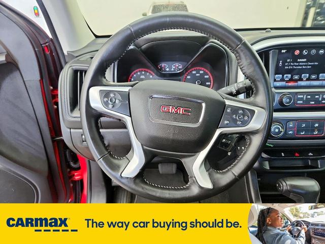 Photo of 2016 Red GMC Canyon