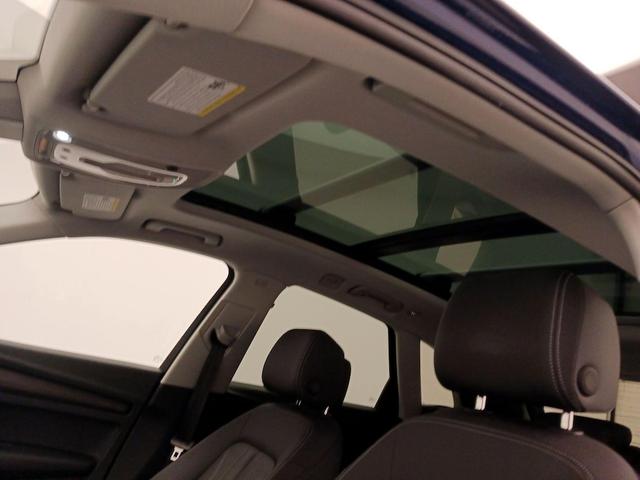 Photo of 2021 Blue Audi Q5