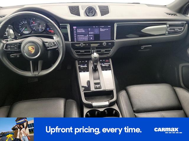 Photo of 2022 Black Porsche Macan