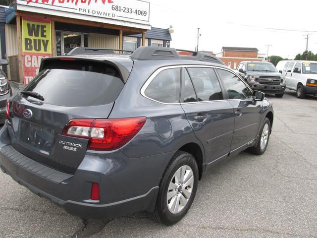 Photo of 2017 BLUE Subaru Outback