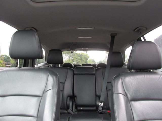 Photo of 2017 BLACK Honda Pilot