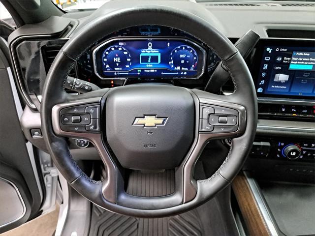 Photo of 2024 Iridescent Pearl Tricoat Chevrolet Silverado 2500
