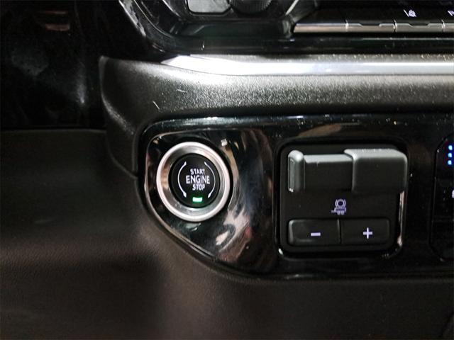 Photo of 2024 Iridescent Pearl Tricoat Chevrolet Silverado 2500