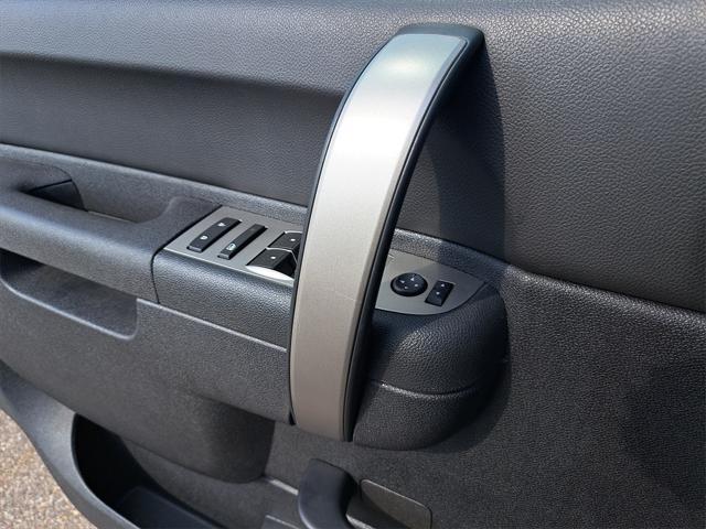 Photo of 2012 Black Granite Metallic Chevrolet Silverado 1500