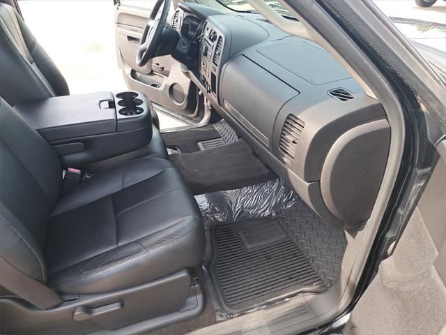 Photo of 2012 Black Granite Metallic Chevrolet Silverado 1500