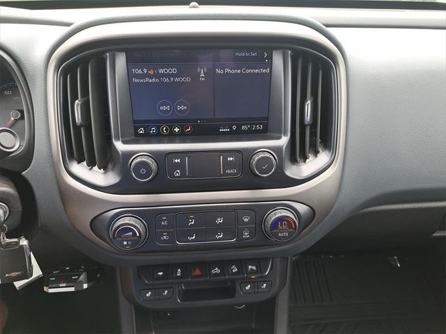 Photo of 2020 Kinetic Blue Metallic Chevrolet Colorado