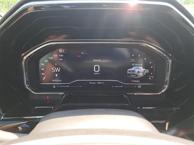 Photo of 2024 Onyx Black GMC Sierra 1500