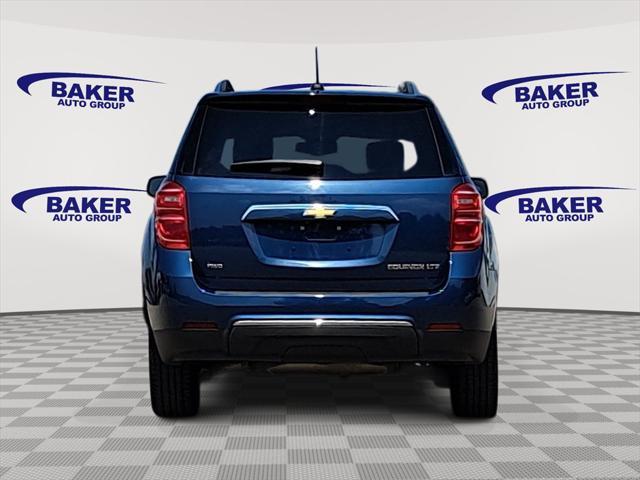 Photo of 2016 Patriot Blue Metallic Chevrolet Equinox