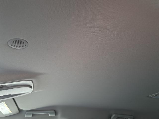 Photo of 2016 Patriot Blue Metallic Chevrolet Equinox