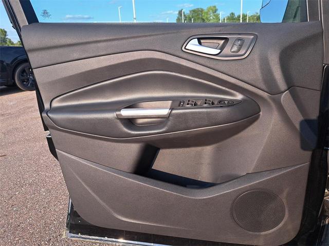 Photo of 2019 Agate Black Metallic Ford Escape