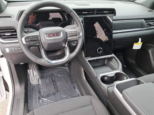 Photo of 2026 Summit White GMC Terrain