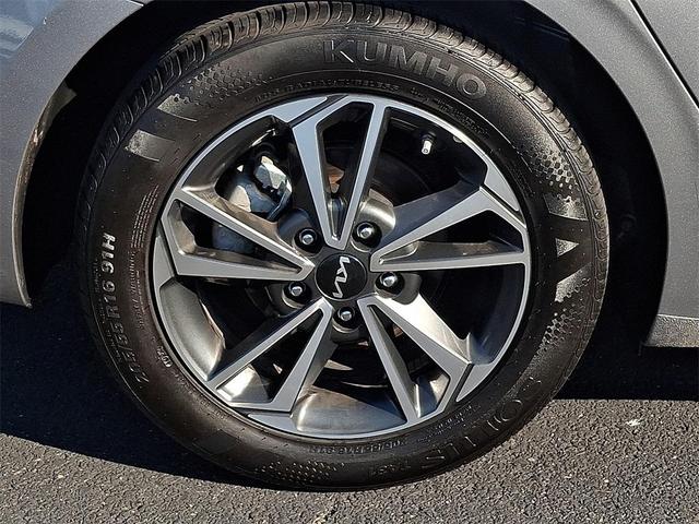 Photo of 2024 Steel Gray Kia Forte