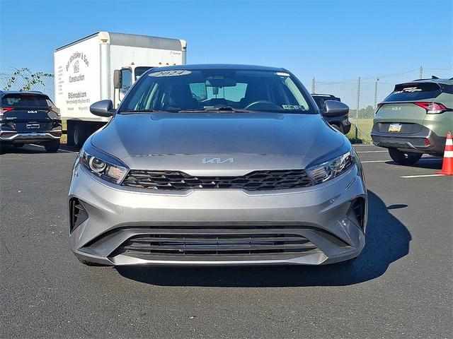 Photo of 2024 Steel Gray Kia Forte
