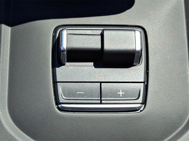 Photo of 2022 Pacific Blue Metallic GMC Sierra 1500
