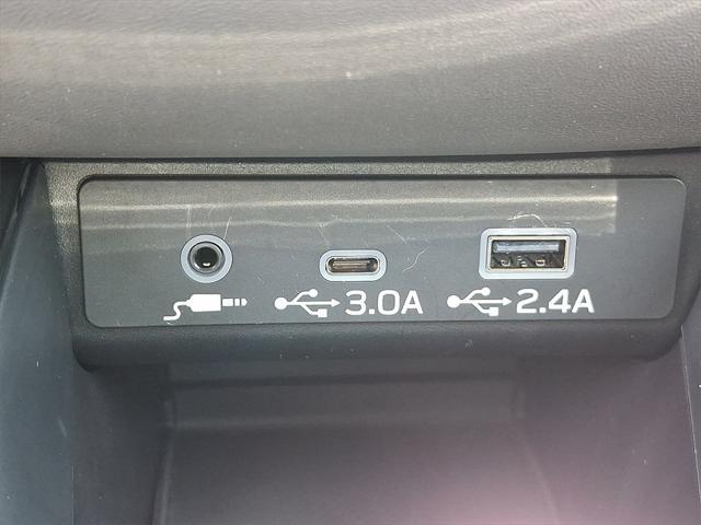 Photo of 2024 Crystal White Pearl Subaru Outback