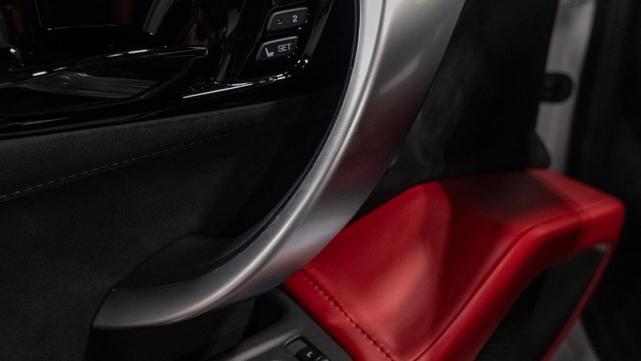 Photo of 2021 Casino White Pearl Acura NSX