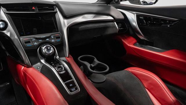 Photo of 2021 Casino White Pearl Acura NSX