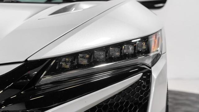 Photo of 2021 Casino White Pearl Acura NSX