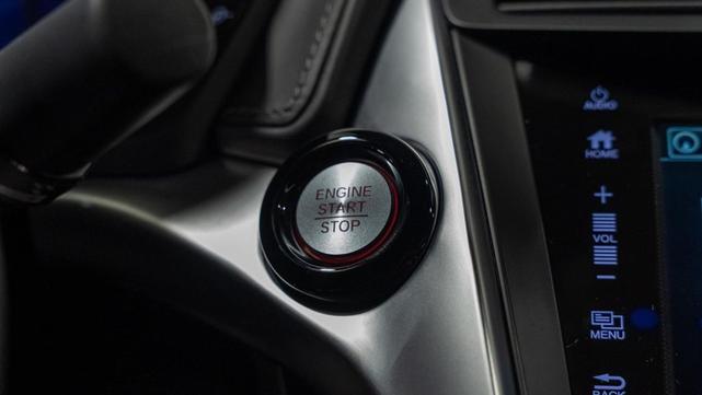Photo of 2021 Casino White Pearl Acura NSX