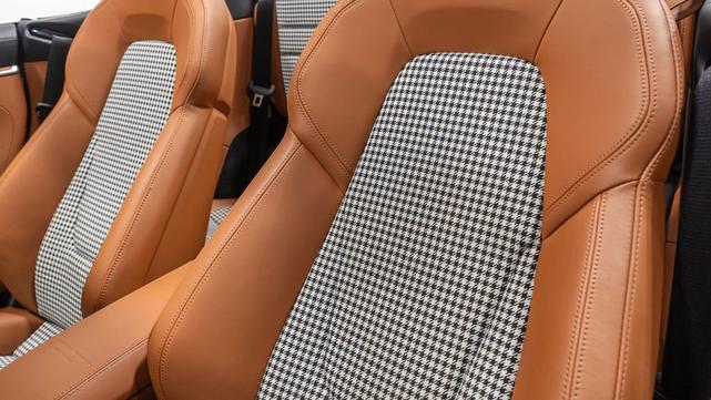 Photo of 2024 Gray Porsche 911