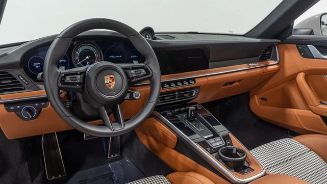 Photo of 2024 Gray Porsche 911