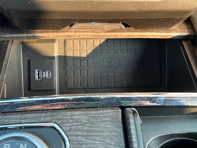 Photo of 2021 Burgundy Ford Expedition Max