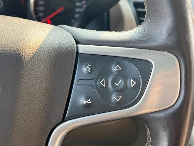 Photo of 2015 White Diamond Tricoat GMC Yukon XL